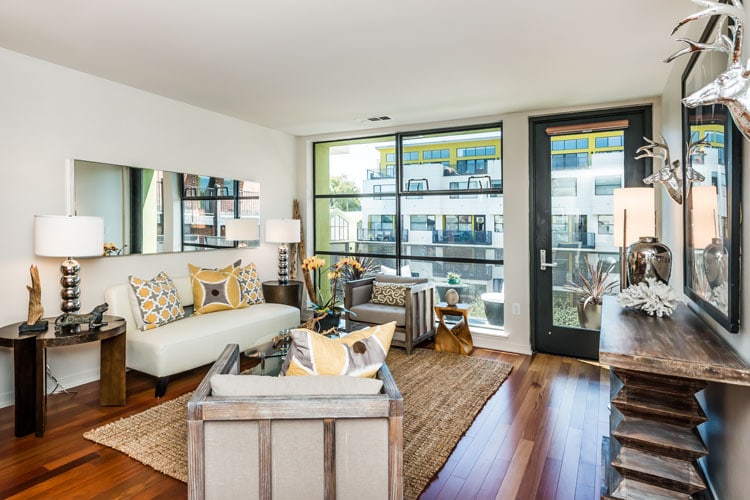 868-M-living-1 868-M-living-1