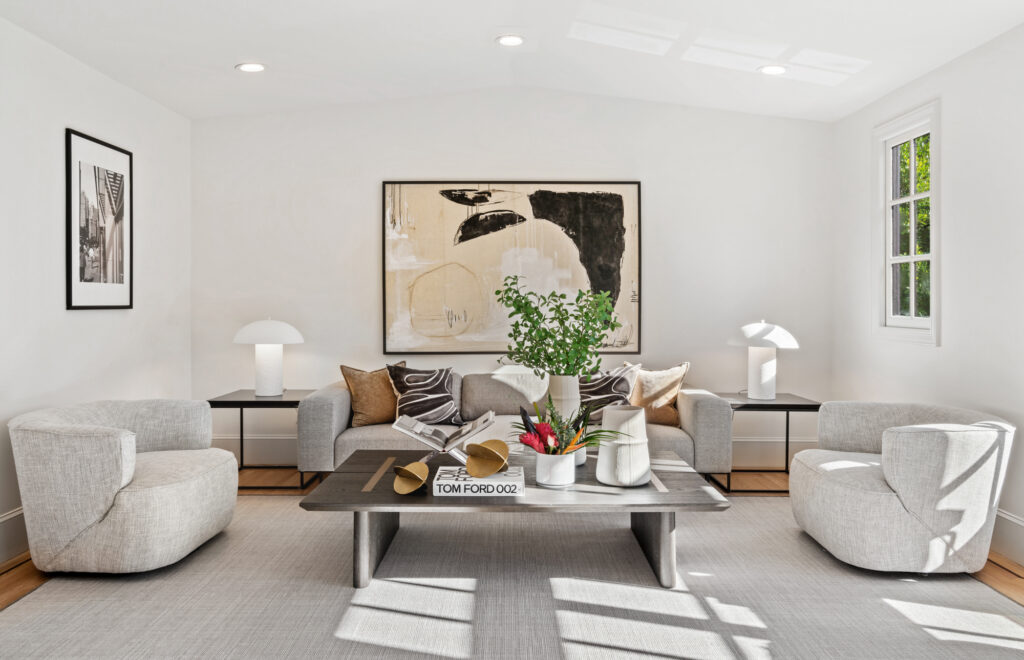 The main living room